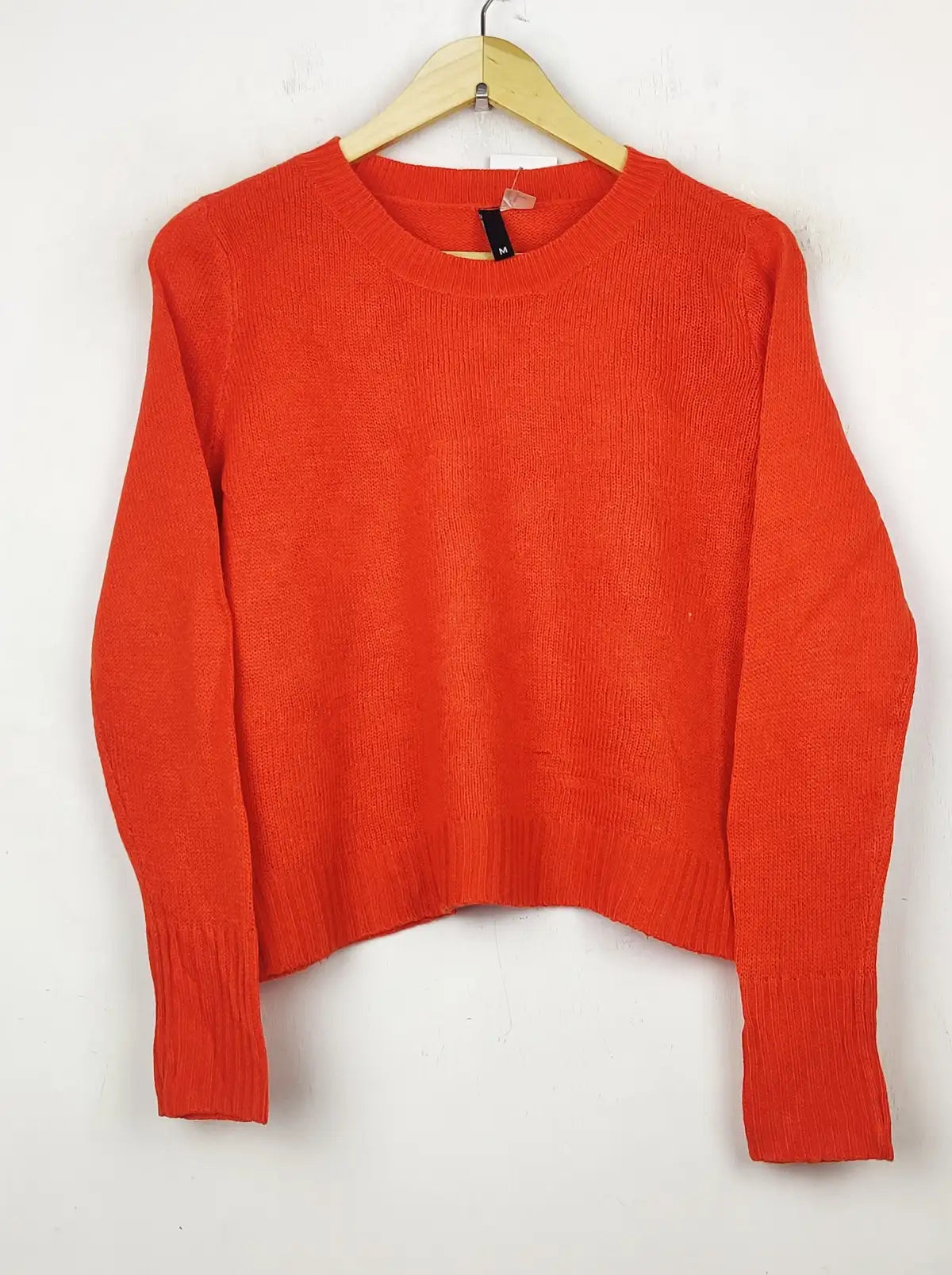 Buy online pre-used pre-loved 100% authentic & Original branded H&M (WT-5746) available in Pakistan. Top international brands avilable.
