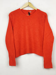 Buy online pre-used pre-loved 100% authentic & Original branded H&M (WT-5746) available in Pakistan. Top international brands avilable.
