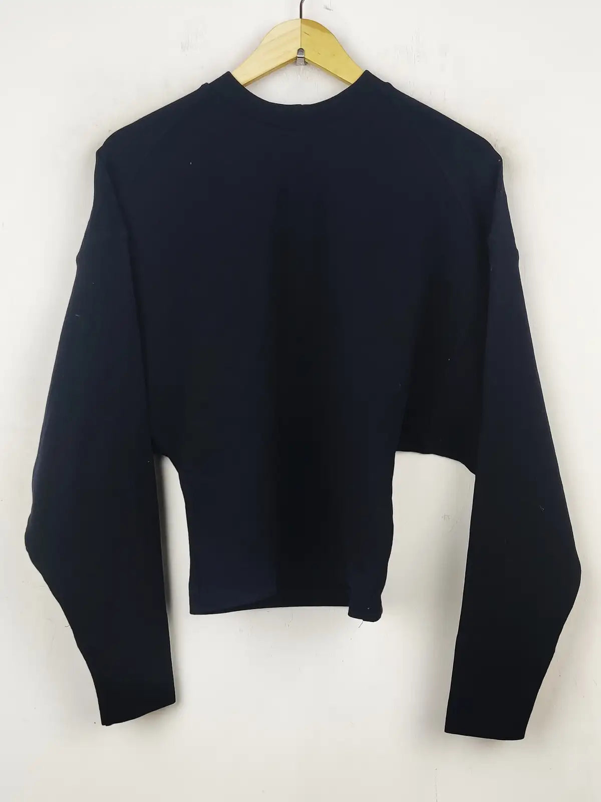 Buy online pre-used pre-loved 100% authentic & Original branded Zara (WT-5756) available in Pakistan. Top international brands avilable.