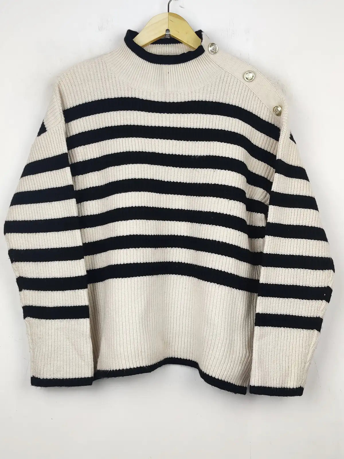 Buy online pre-used pre-loved 100% authentic & Original branded Primark (WT-5772) available in Pakistan. Top international brands avilable.