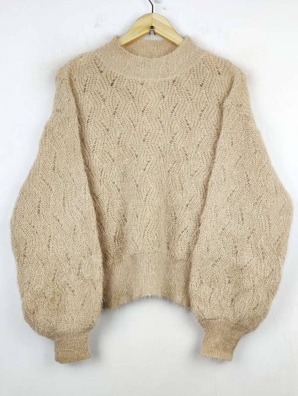 Buy online pre-used pre-loved 100% authentic & Original branded Shein (WT-5836) available in Pakistan. Top international brands avilable.