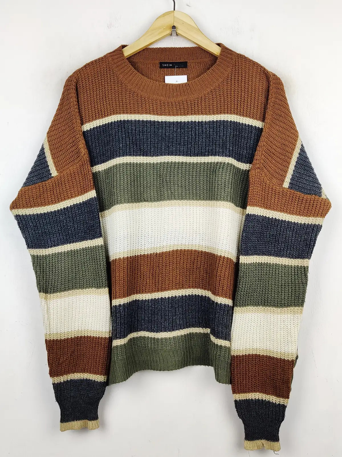 Buy online pre-used pre-loved 100% authentic & Original branded Shein (WT-5837) available in Pakistan. Top international brands avilable.