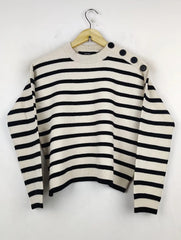 Buy online pre-used pre-loved 100% authentic & Original branded Vero Moda (WT-5848) available in Pakistan. Top international brands avilable.