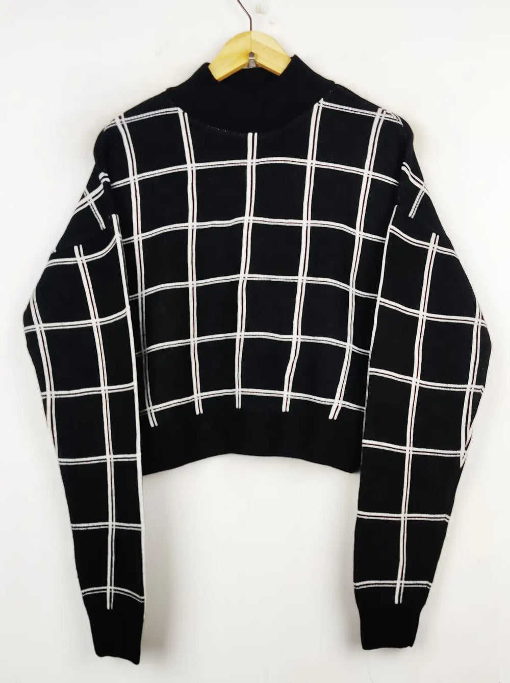 Buy online pre-used pre-loved 100% authentic & Original branded Primark (WT-5856) available in Pakistan. Top international brands avilable.