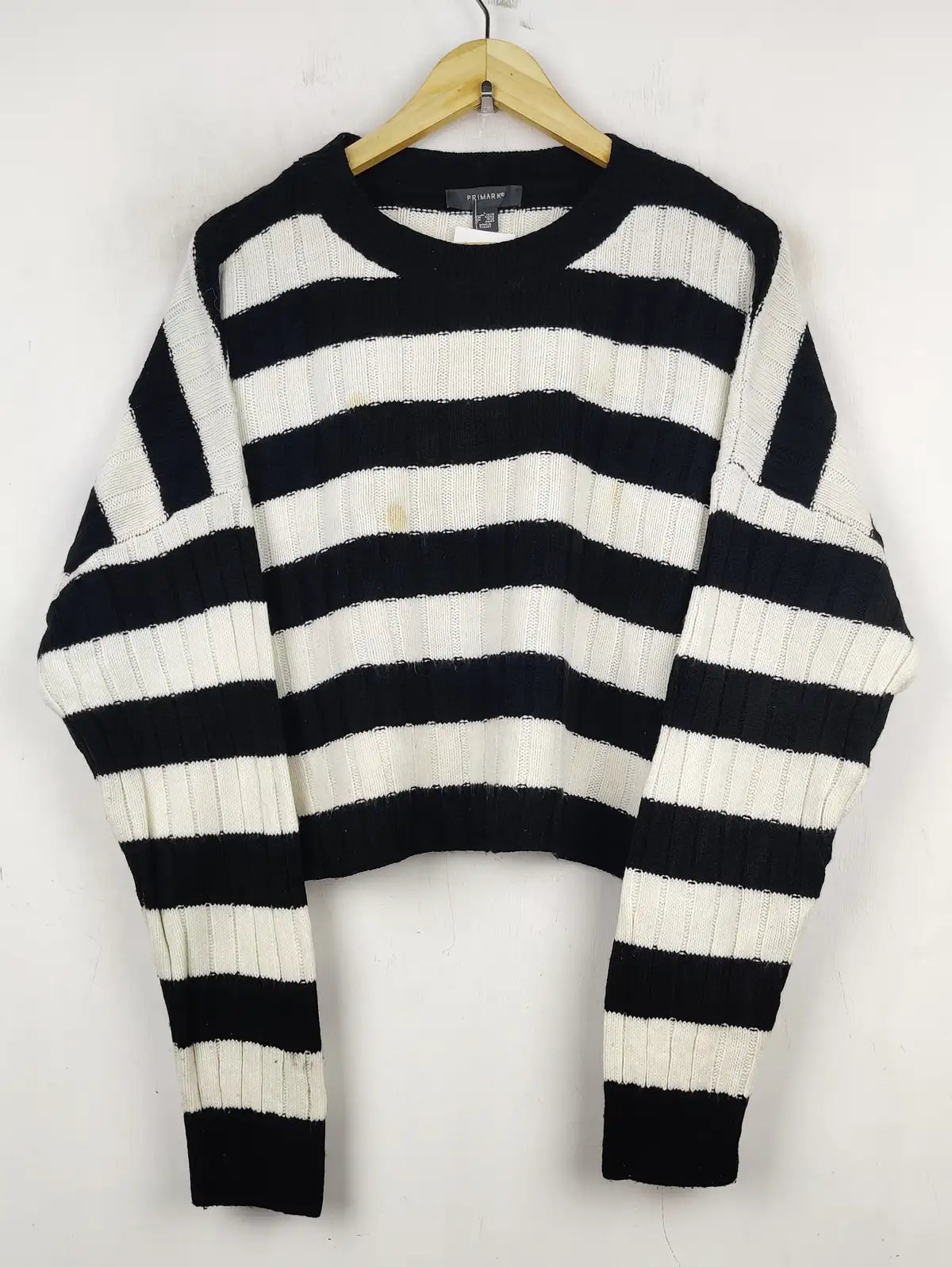 Buy online pre-used pre-loved 100% authentic & Original branded Primark (WT-5858) available in Pakistan. Top international brands avilable.