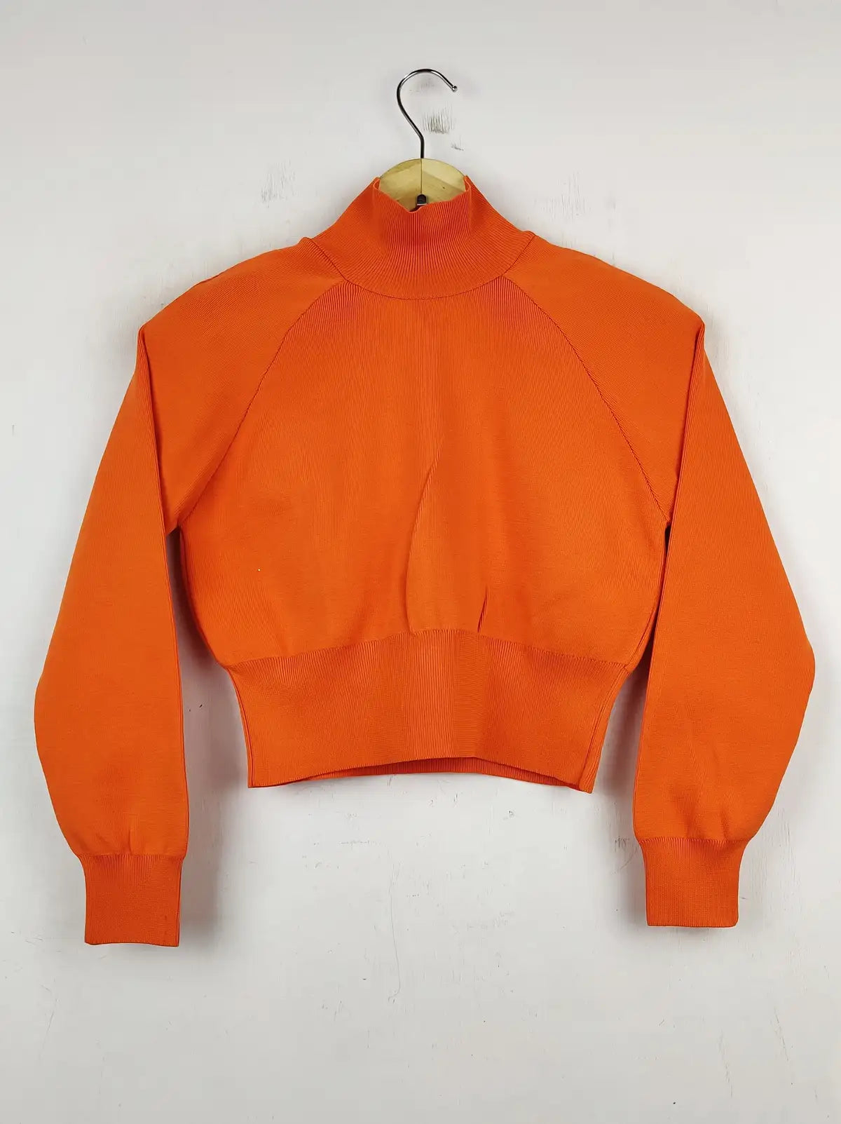 Buy online pre-used pre-loved 100% authentic & Original branded Zara (WT-5861) available in Pakistan. Top international brands avilable.