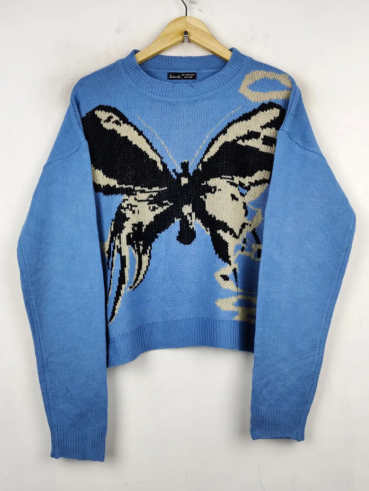 Buy online pre-used pre-loved 100% authentic & Original branded Salant (WT-5923) available in Pakistan. Top international brands avilable.