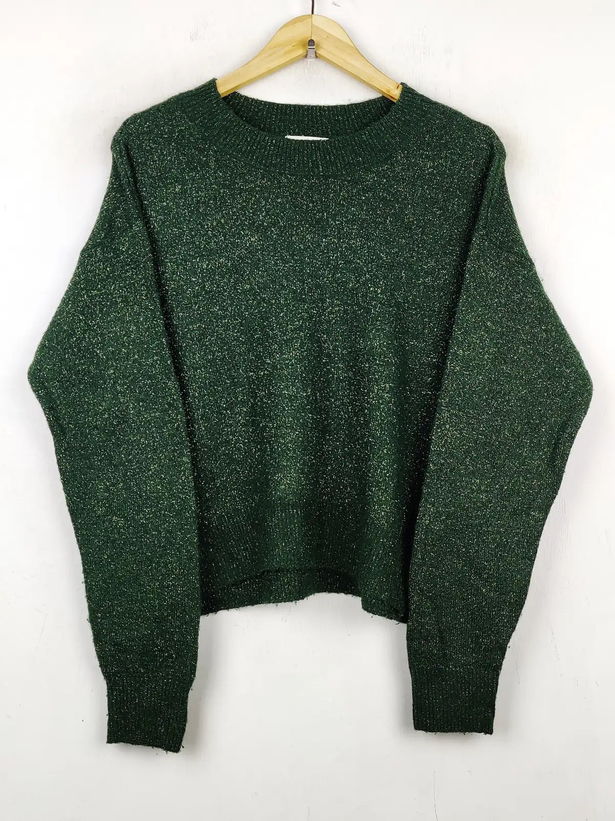 Buy online pre-used pre-loved 100% authentic & Original branded H&M (WT-5958) available in Pakistan. Top international brands avilable.