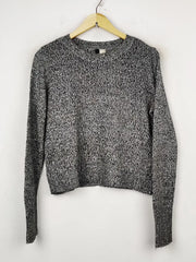 Buy online pre-used pre-loved 100% authentic & Original branded H&M (WT-6062) available in Pakistan. Top international brands avilable.