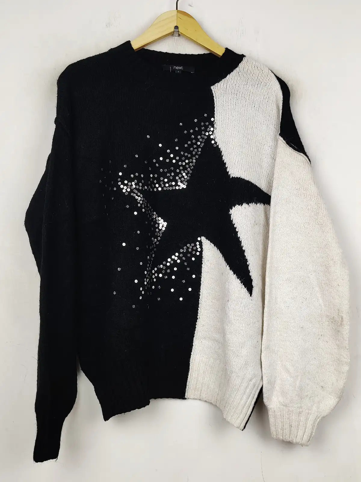 Buy online pre-used pre-loved 100% authentic & Original branded Next (WT-6067) available in Pakistan. Top international brands avilable.