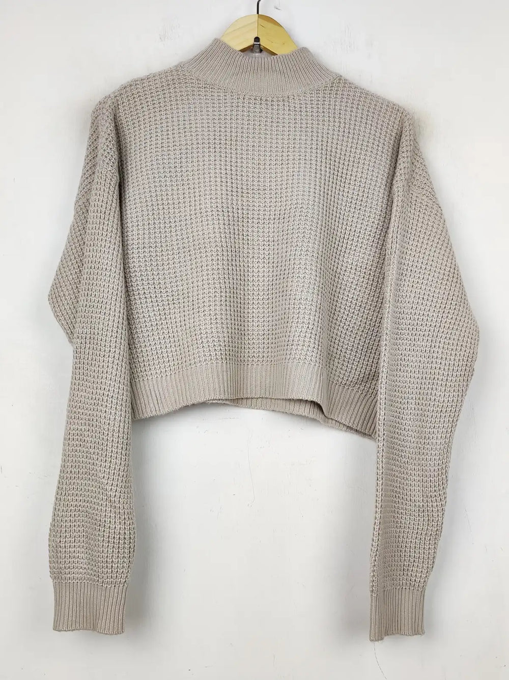 Buy online pre-used pre-loved 100% authentic & Original branded Primark (WT-6074) available in Pakistan. Top international brands avilable.