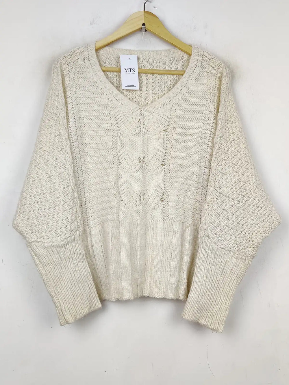 Buy online pre-used pre-loved 100% authentic & Original branded Shein (WT-6152) available in Pakistan. Top international brands avilable.