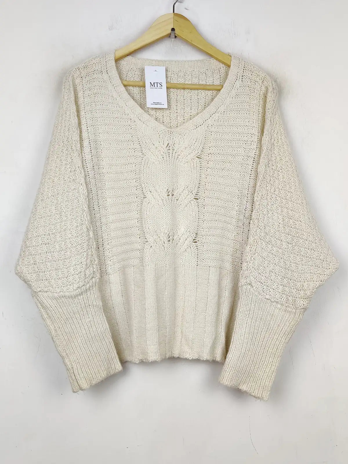 Buy online pre-used pre-loved 100% authentic & Original branded Shein (WT-6152) available in Pakistan. Top international brands avilable.