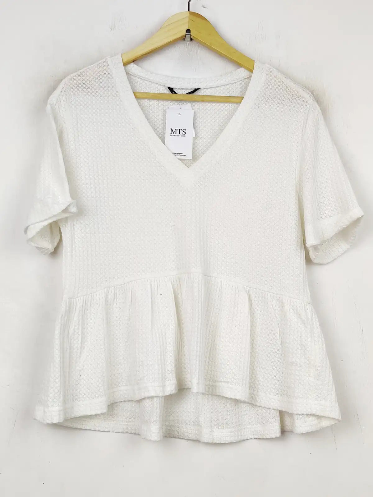 Buy online pre-used pre-loved 100% authentic & Original branded Shein (WT-6169) available in Pakistan. Top international brands avilable.