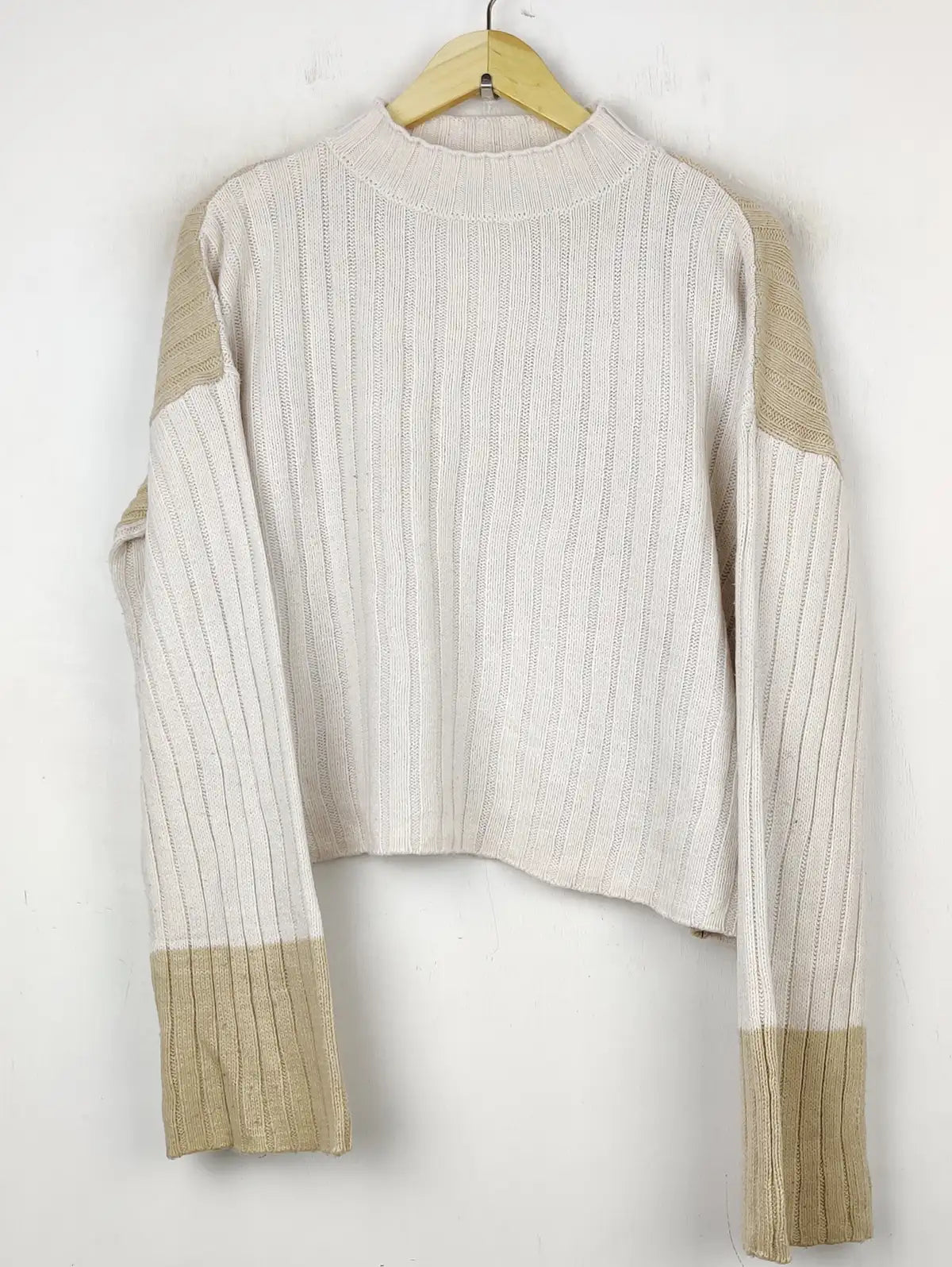 Buy online pre-used pre-loved 100% authentic & Original branded Primark (WT-6204) available in Pakistan. Top international brands avilable.