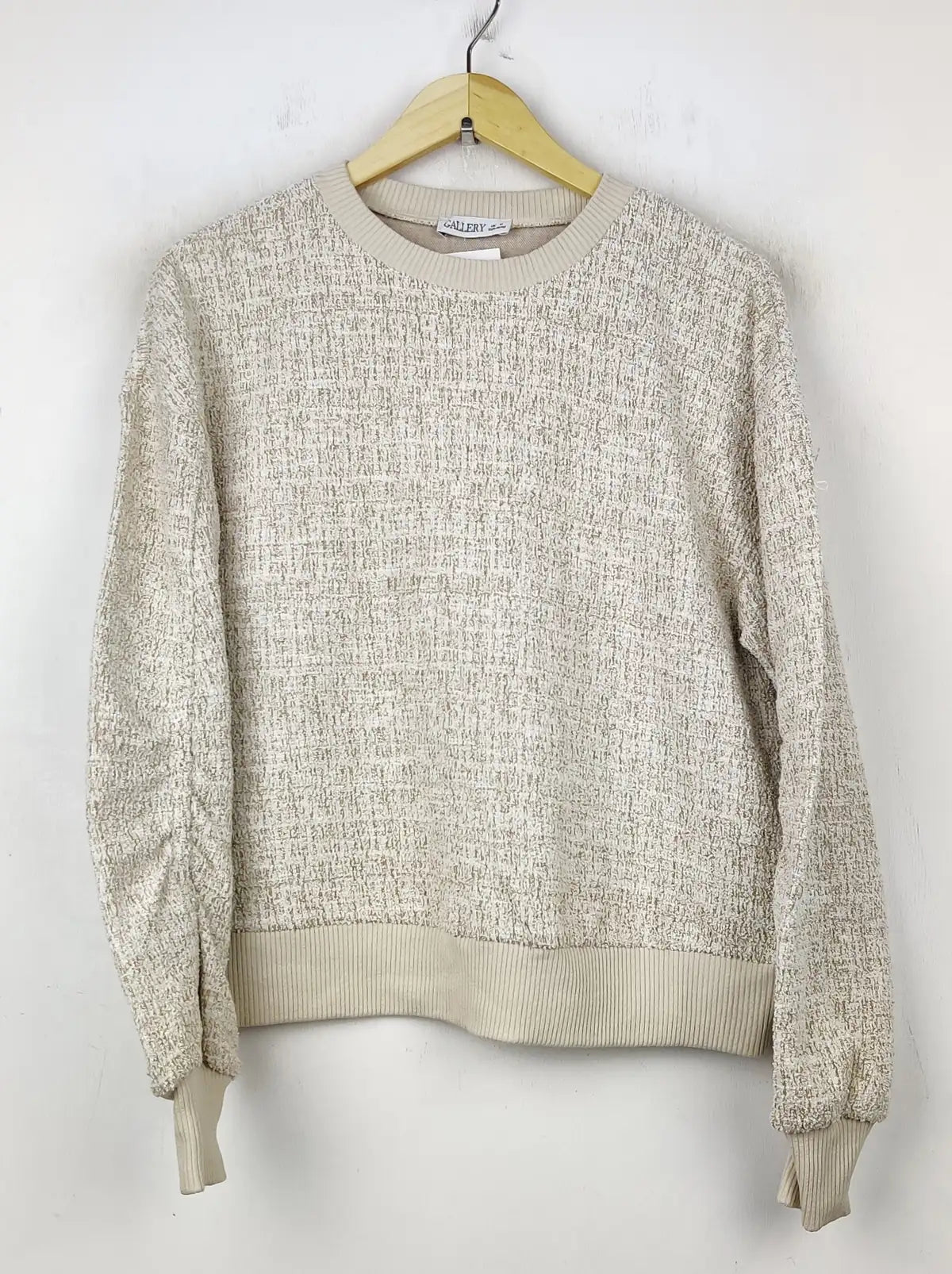 Buy online pre-used pre-loved 100% authentic & Original branded Gallery (WT-6342) available in Pakistan. Top international brands avilable.