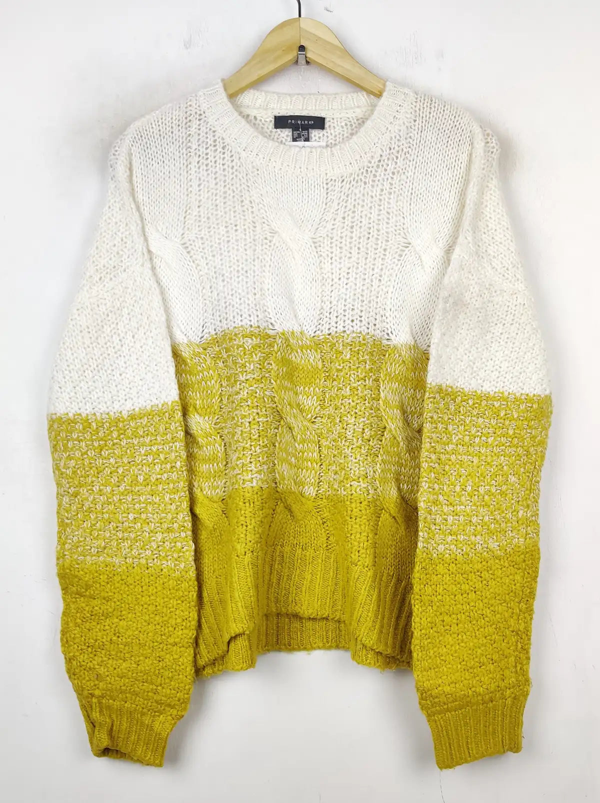 Buy online pre-used pre-loved 100% authentic & Original branded Primark (WT-6547) available in Pakistan. Top international brands avilable.