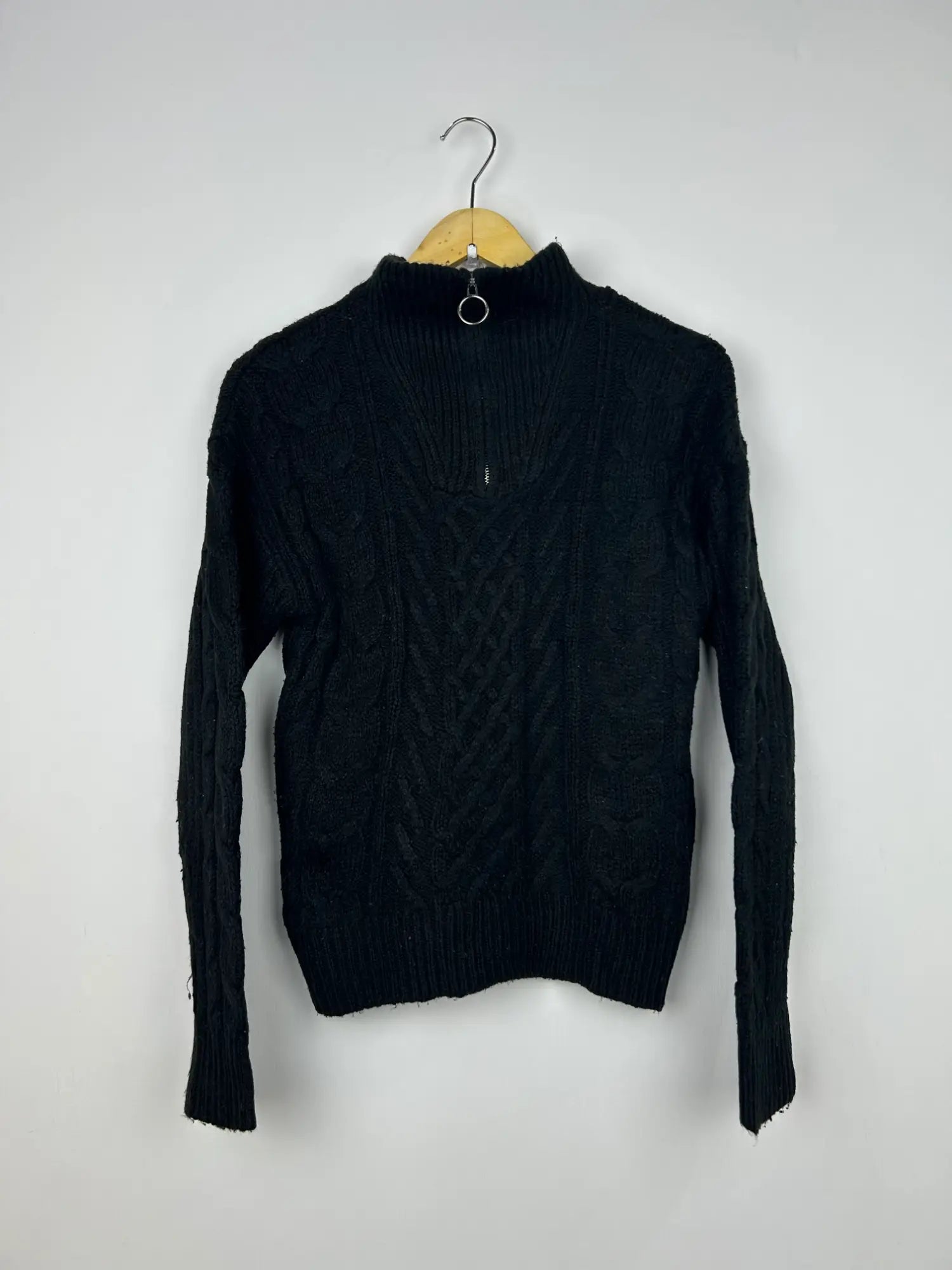 Buy online pre-used pre-loved 100% authentic & Original branded Primark (WT-6629) available in Pakistan. Top international brands avilable.