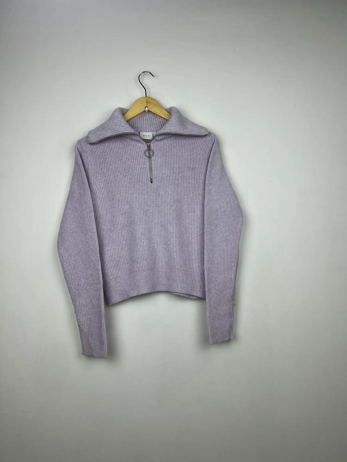 Buy online pre-used pre-loved 100% authentic & Original branded Vila (WT-6683) available in Pakistan. Top international brands avilable.