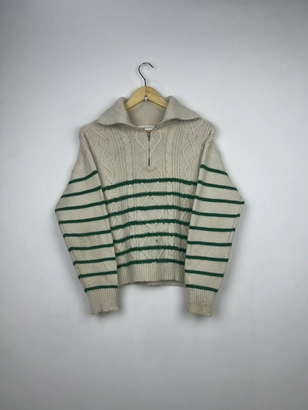 Buy online pre-used pre-loved 100% authentic & Original branded In April 1986 (WT-6732) available in Pakistan. Top international brands avilable.