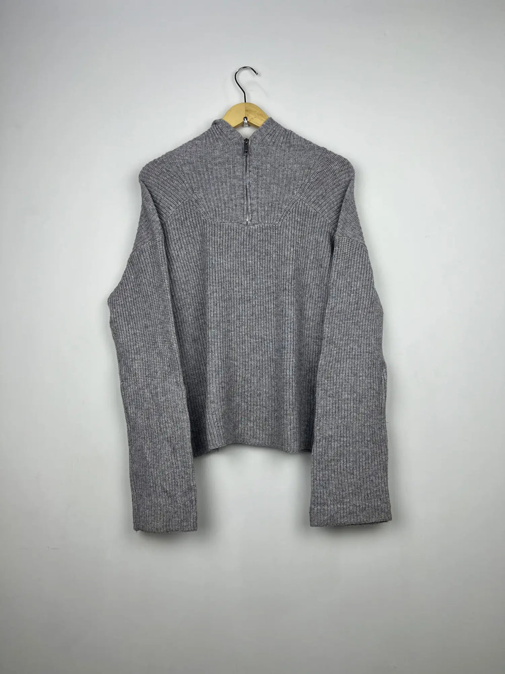 Buy online pre-used pre-loved 100% authentic & Original branded Next (WT-6747) available in Pakistan. Top international brands avilable.