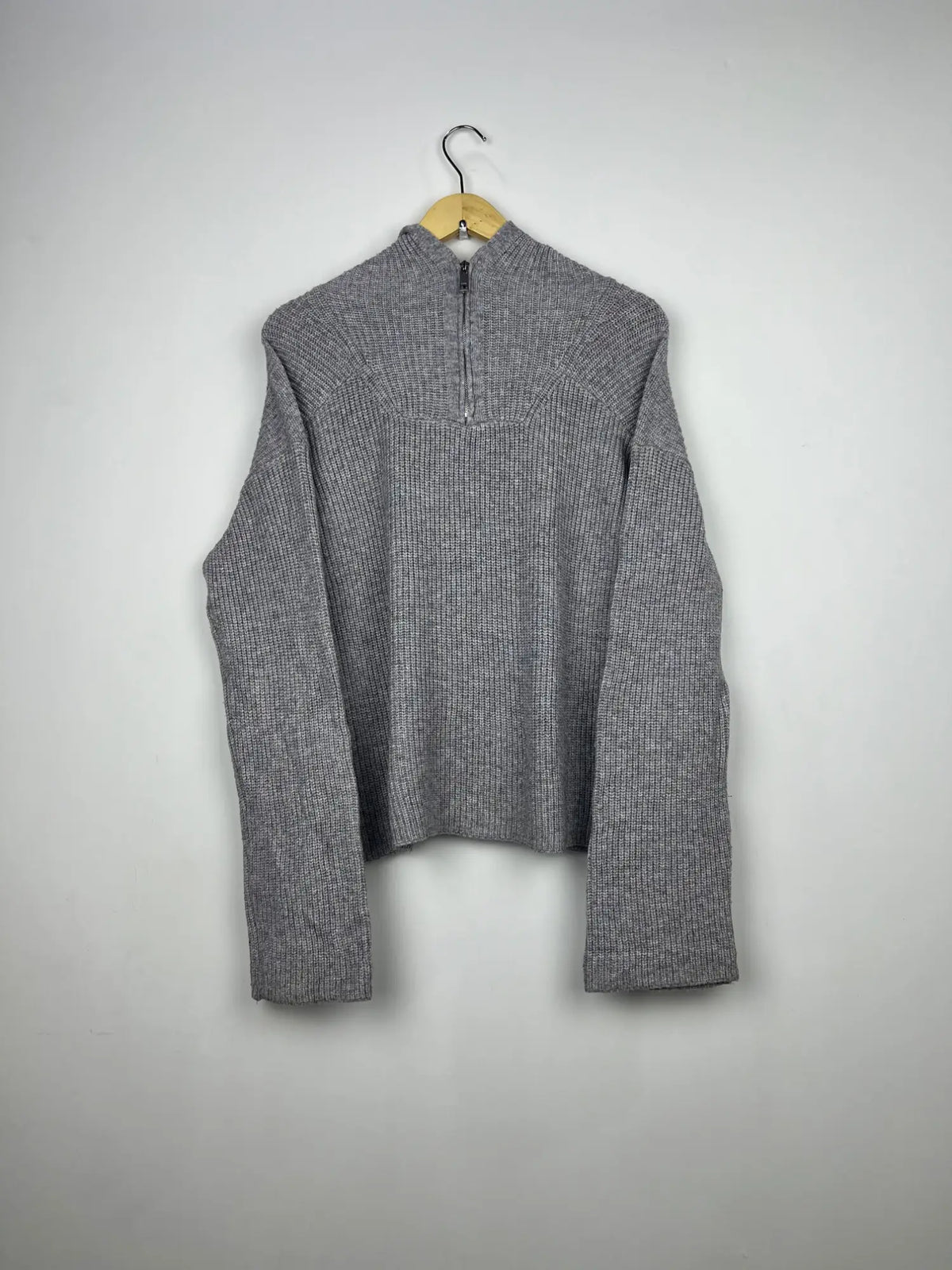 Buy online pre-used pre-loved 100% authentic & Original branded Next (WT-6747) available in Pakistan. Top international brands avilable.