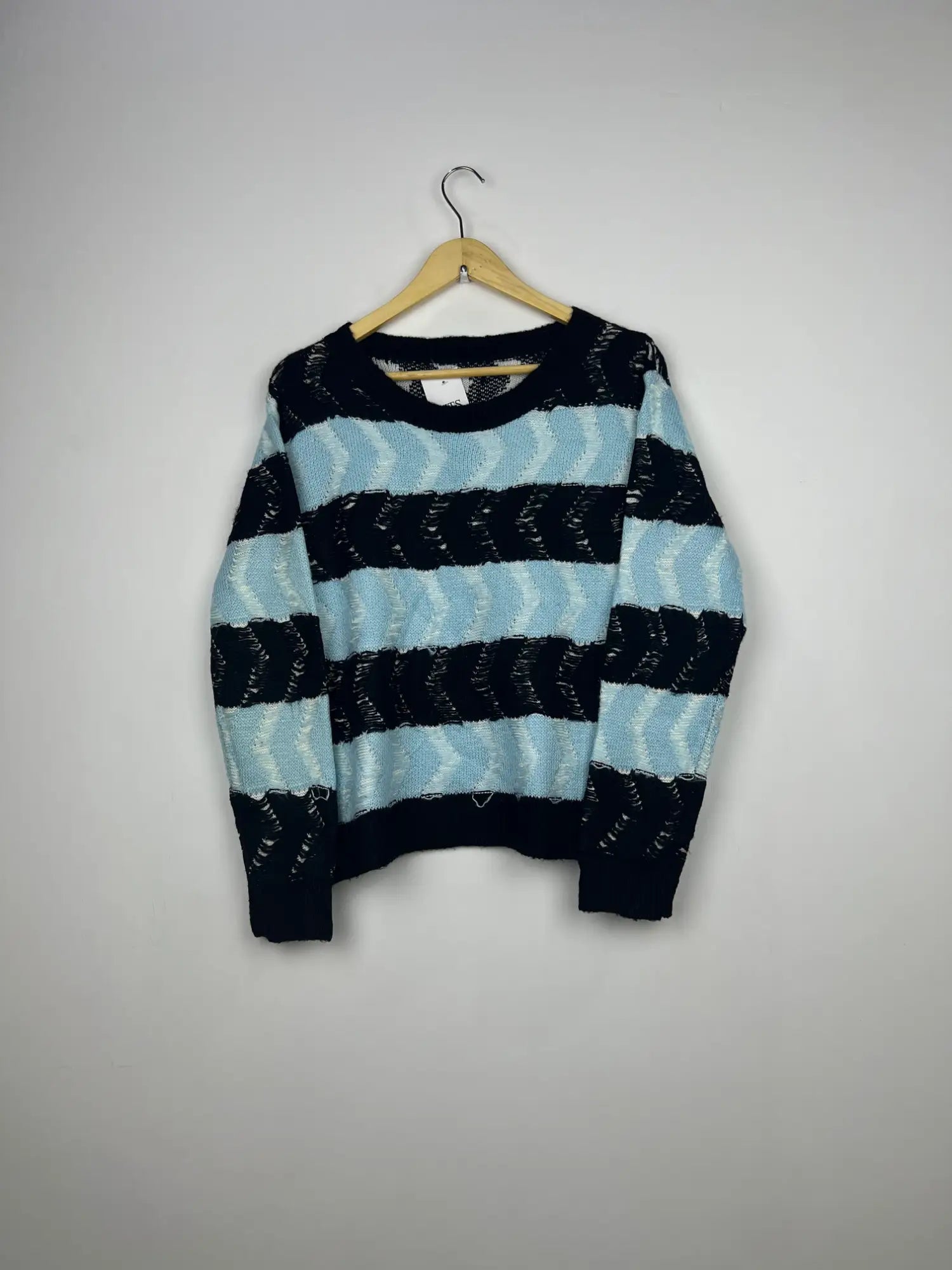 Buy online pre-used pre-loved 100% authentic & Original branded Shein (WT-6750) available in Pakistan. Top international brands avilable.