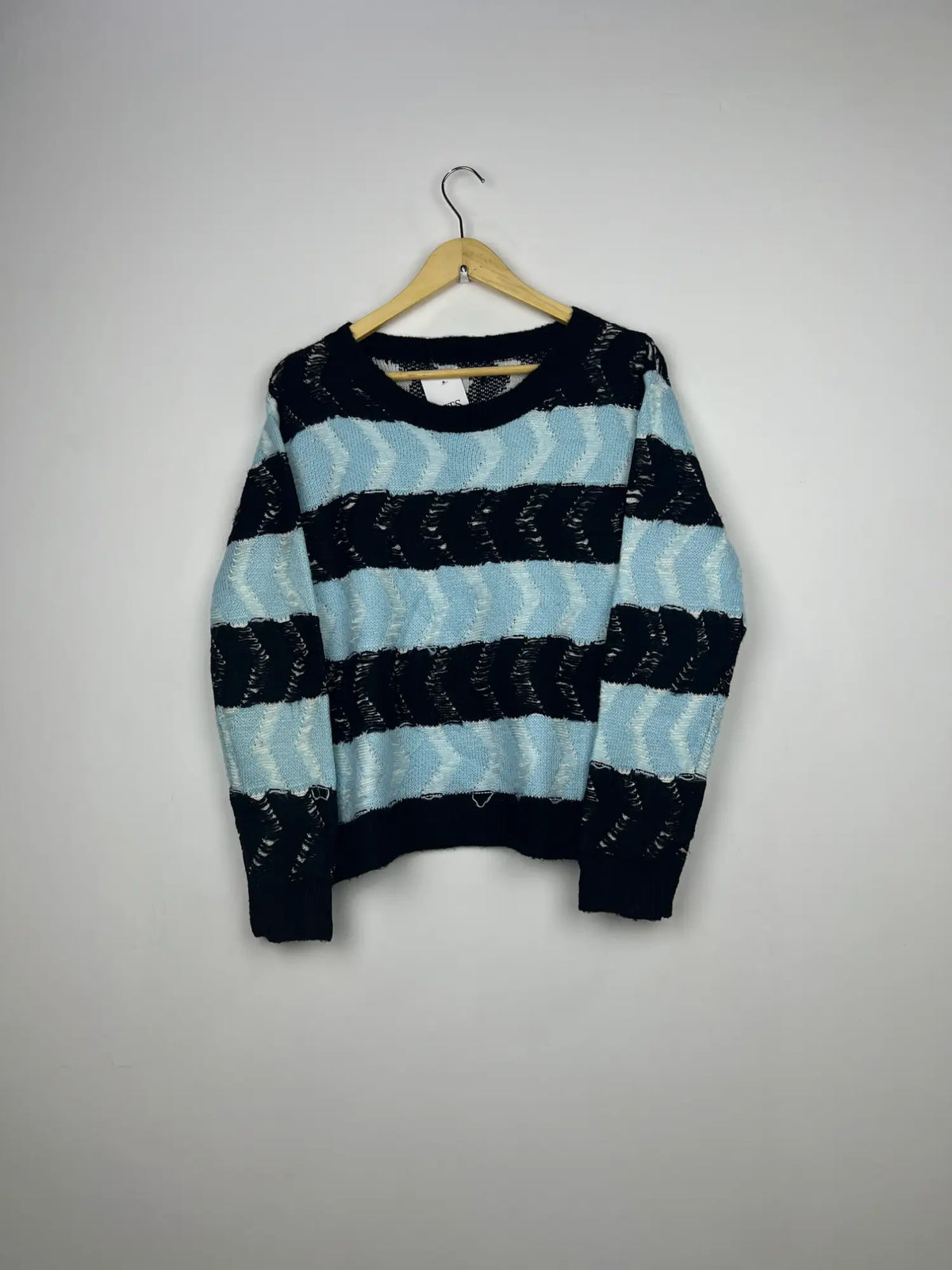 Buy online pre-used pre-loved 100% authentic & Original branded Shein (WT-6750) available in Pakistan. Top international brands avilable.