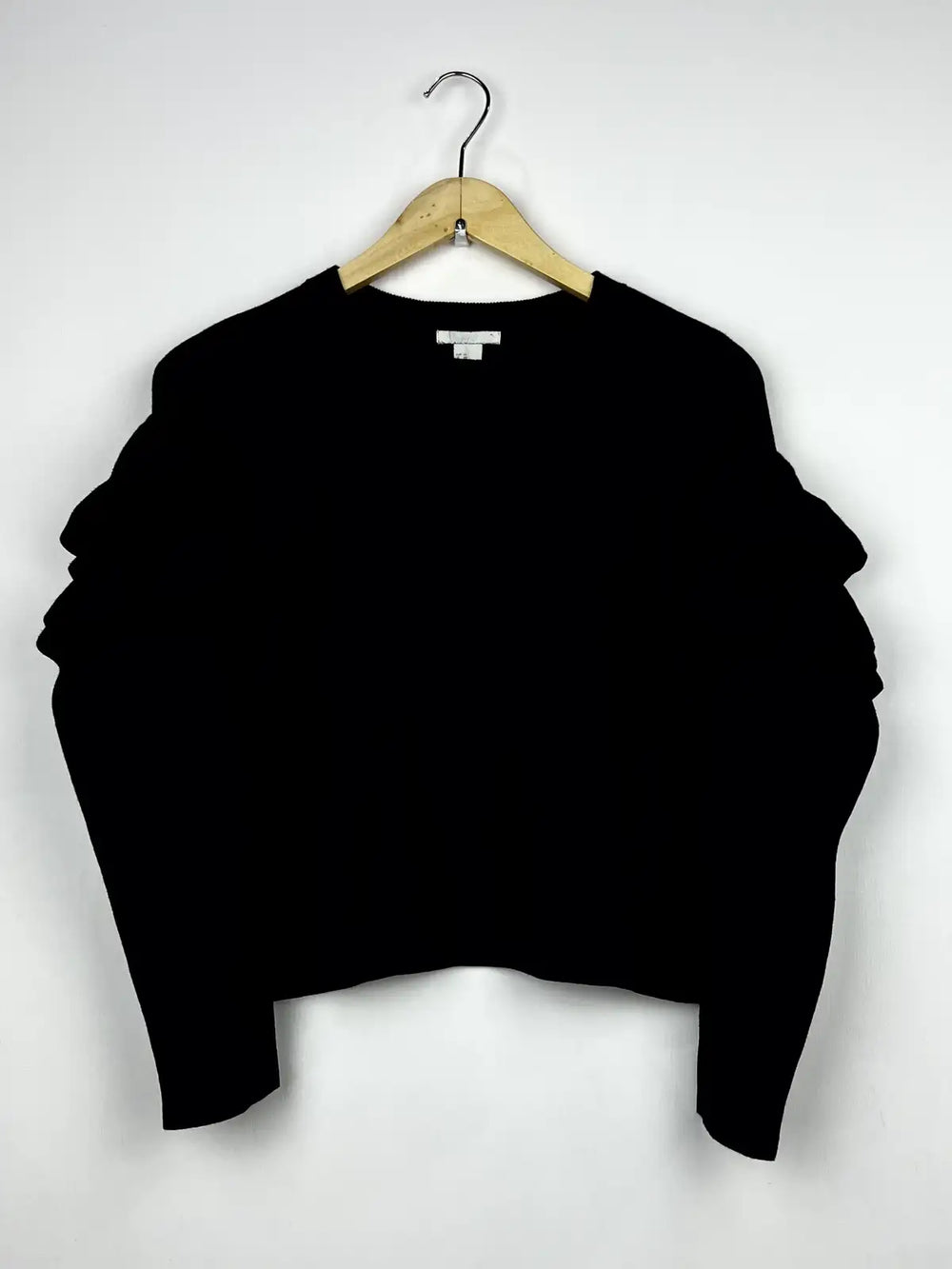 Buy online pre-used pre-loved 100% authentic & Original branded H&M (WT-6793) available in Pakistan. Top international brands avilable.