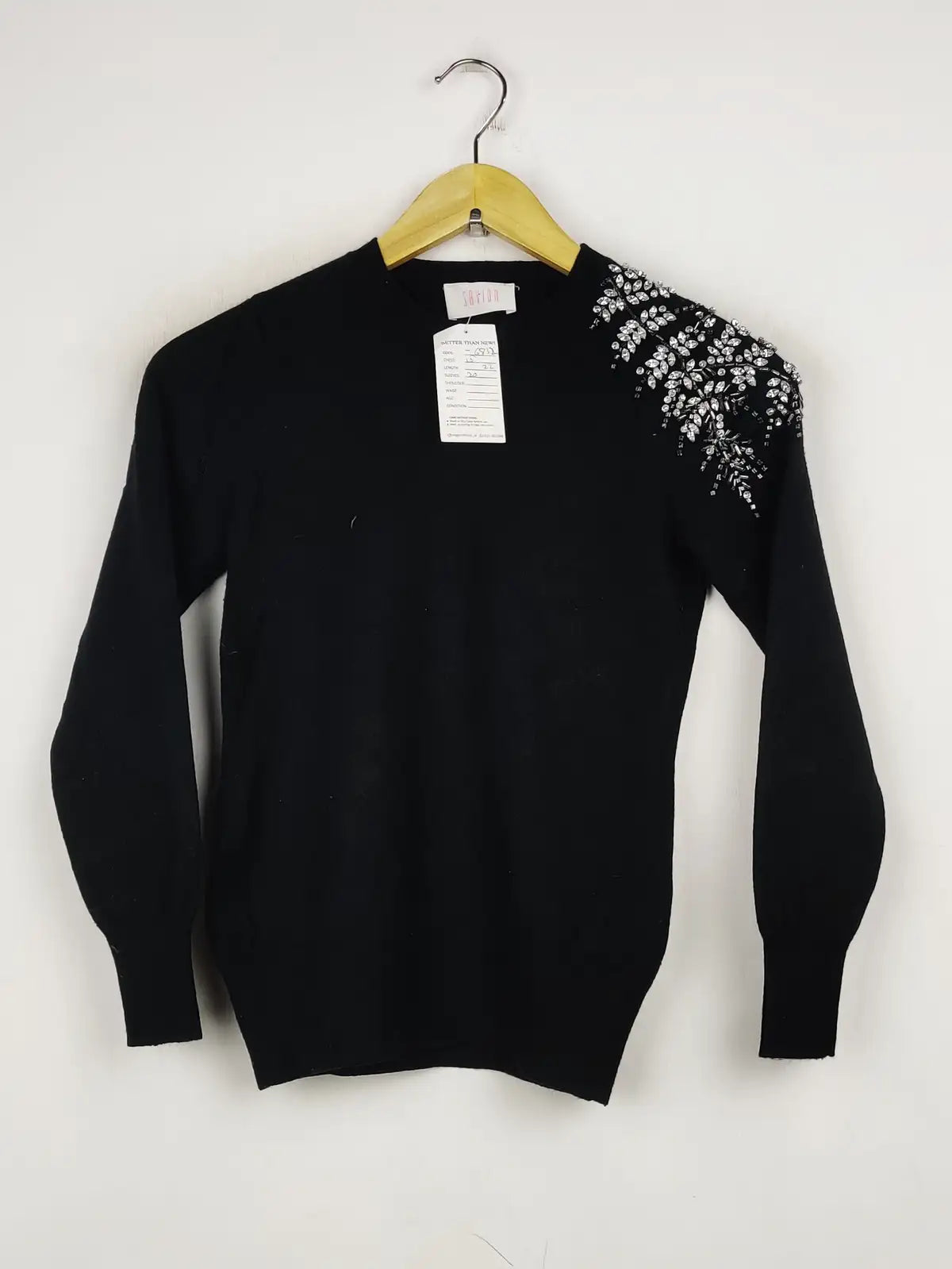 Buy online pre-used pre-loved 100% authentic & Original branded Savida (WT-6832) available in Pakistan. Top international brands avilable.