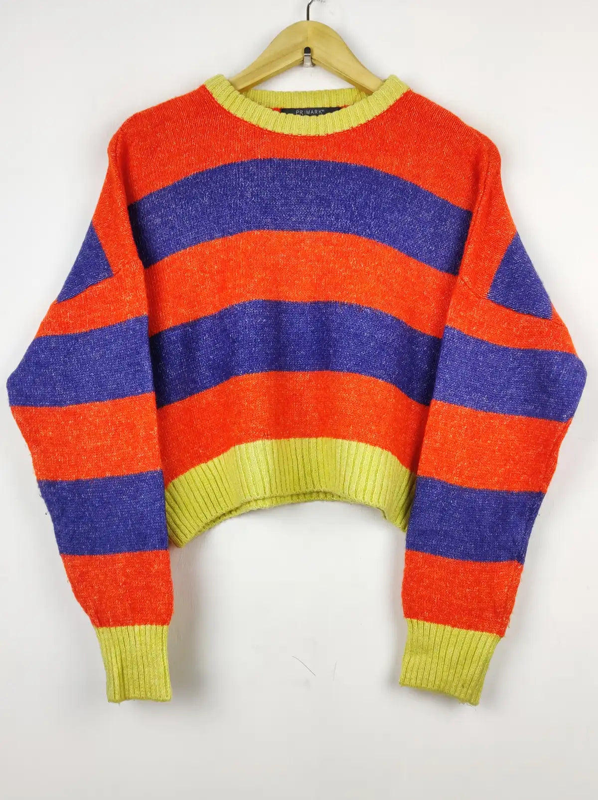 Buy online pre-used pre-loved 100% authentic & Original branded Primark (WT-6926) available in Pakistan. Top international brands avilable.