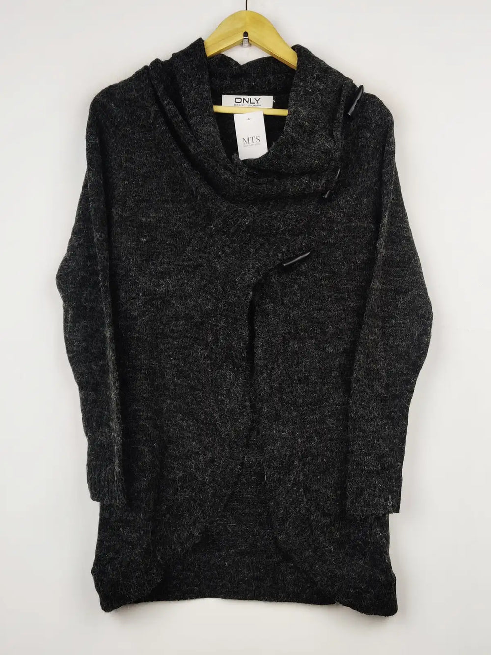 Buy online pre-used pre-loved 100% authentic & Original branded Only (WT-6993) available in Pakistan. Top international brands avilable.