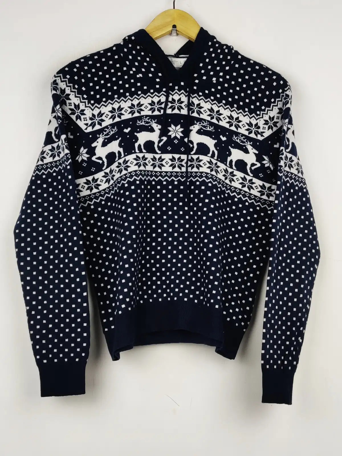 Buy online pre-used pre-loved 100% authentic & Original branded Primark (WT-6999) available in Pakistan. Top international brands avilable.