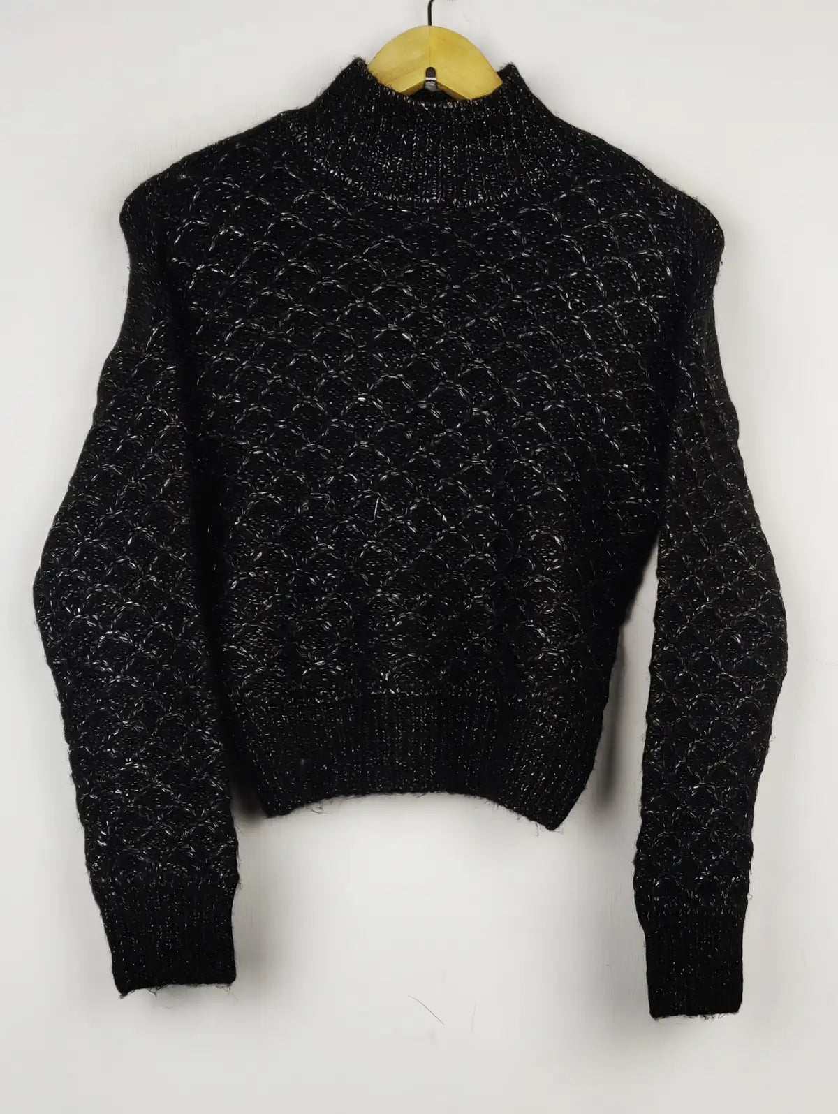 Buy online pre-used pre-loved 100% authentic & Original branded Primark (WT-7014) available in Pakistan. Top international brands avilable.