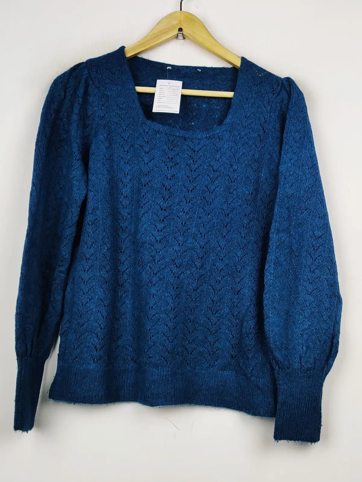 Buy online pre-used pre-loved 100% authentic & Original branded Gallery (WT-7055) available in Pakistan. Top international brands avilable.