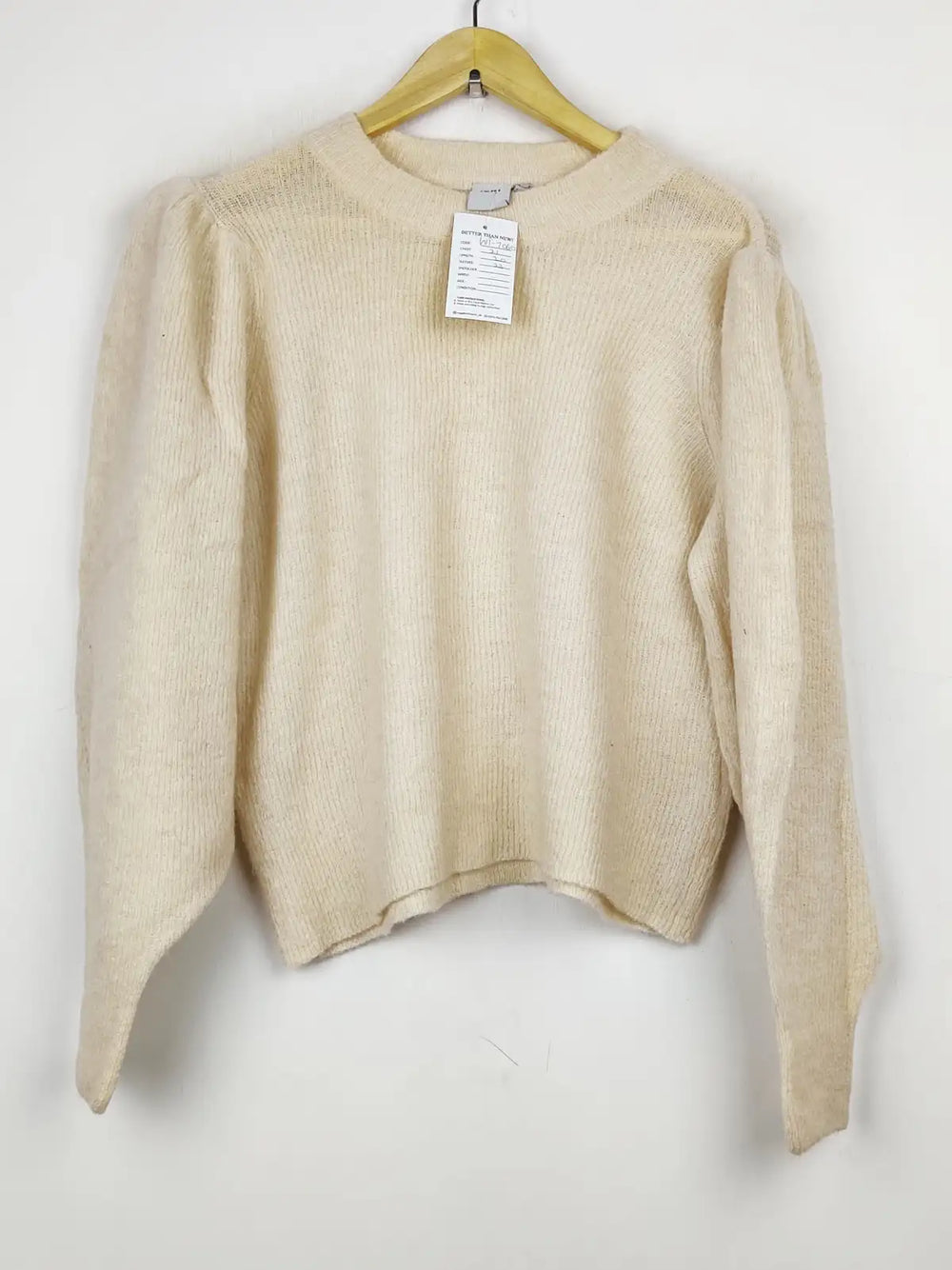 Buy online pre-used pre-loved 100% authentic & Original branded Ichi (WT-7060) available in Pakistan. Top international brands avilable.