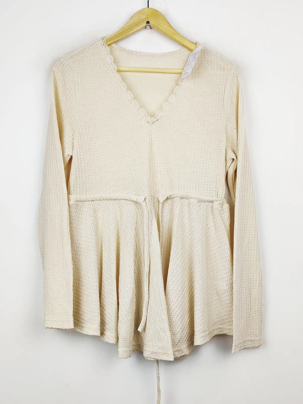 Buy online pre-used pre-loved 100% authentic & Original branded Shein (WT-7077) available in Pakistan. Top international brands avilable.