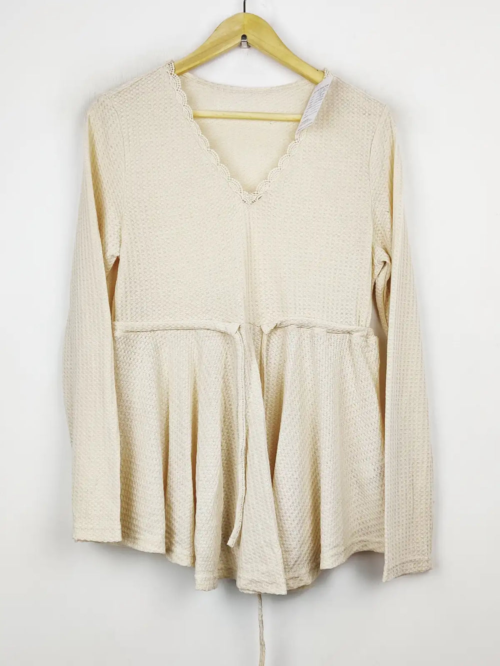 Buy online pre-used pre-loved 100% authentic & Original branded Shein (WT-7077) available in Pakistan. Top international brands avilable.