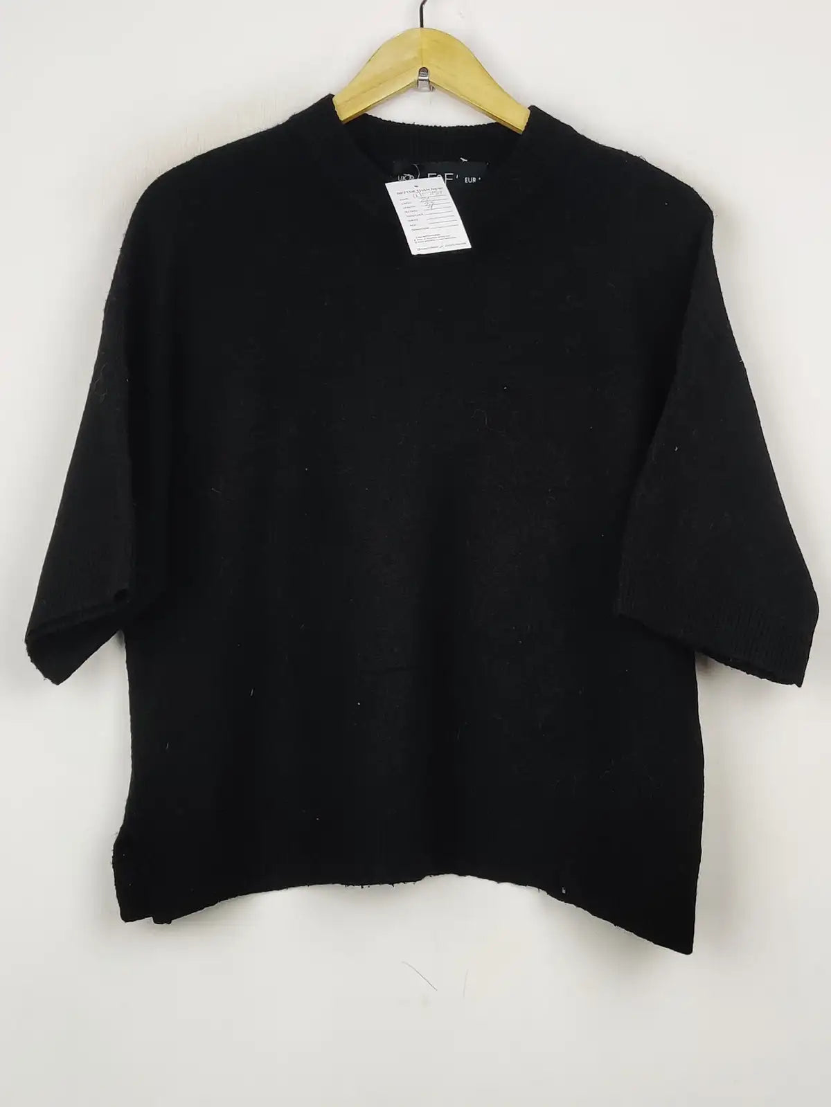 Buy online pre-used pre-loved 100% authentic & Original branded F&F (WT-7181) available in Pakistan. Top international brands avilable.