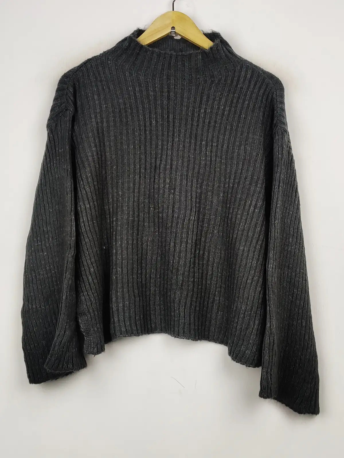 Buy online pre-used pre-loved 100% authentic & Original branded Prettylittlething (WT-7200) available in Pakistan. Top international brands avilable.