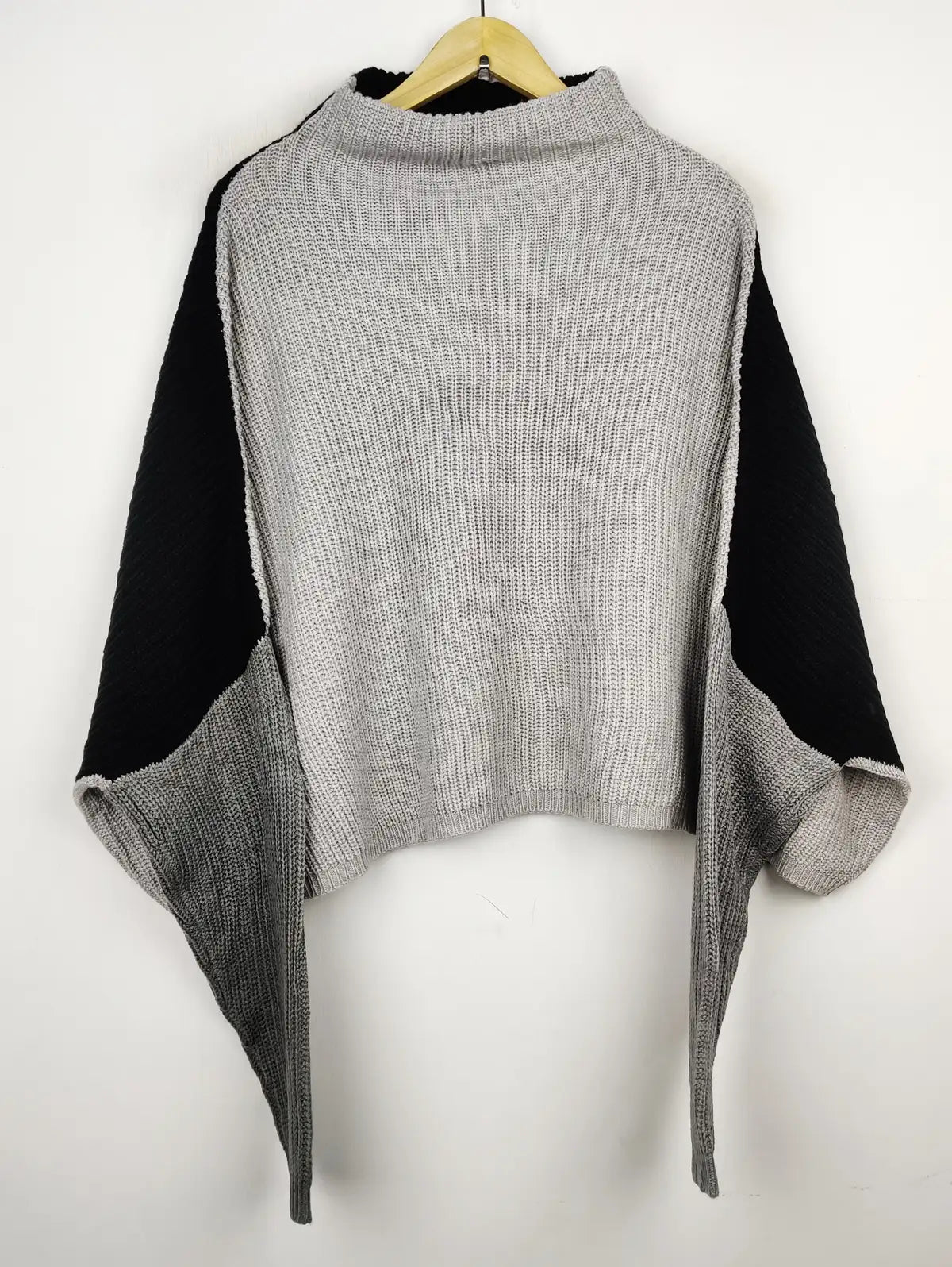 Buy online pre-used pre-loved 100% authentic & Original branded Prettylittlething (WT-7330) available in Pakistan. Top international brands avilable.