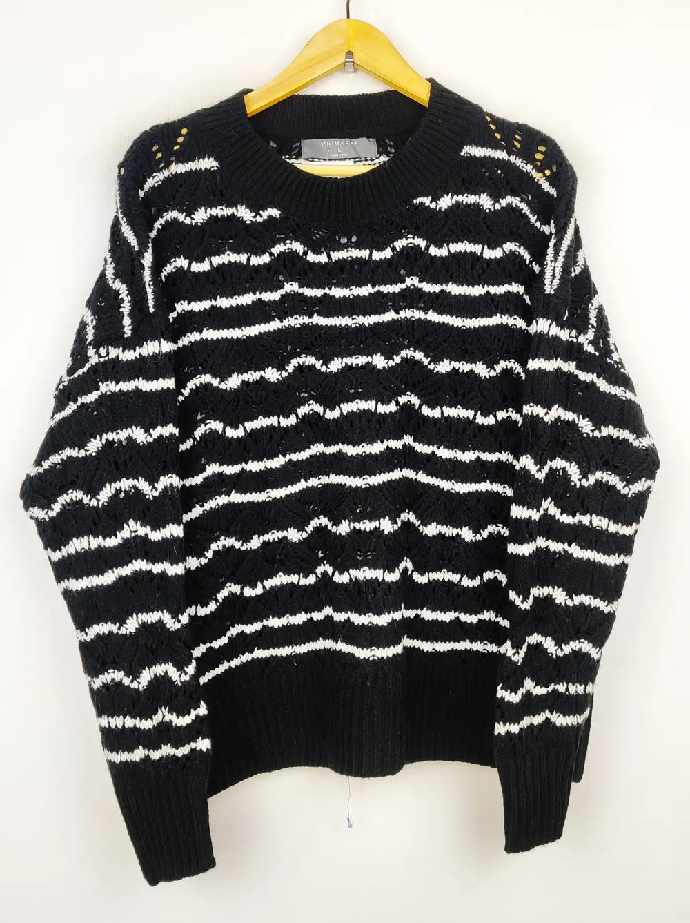 Buy online pre-used pre-loved 100% authentic & Original branded Primark (WT-7333) available in Pakistan. Top international brands avilable.