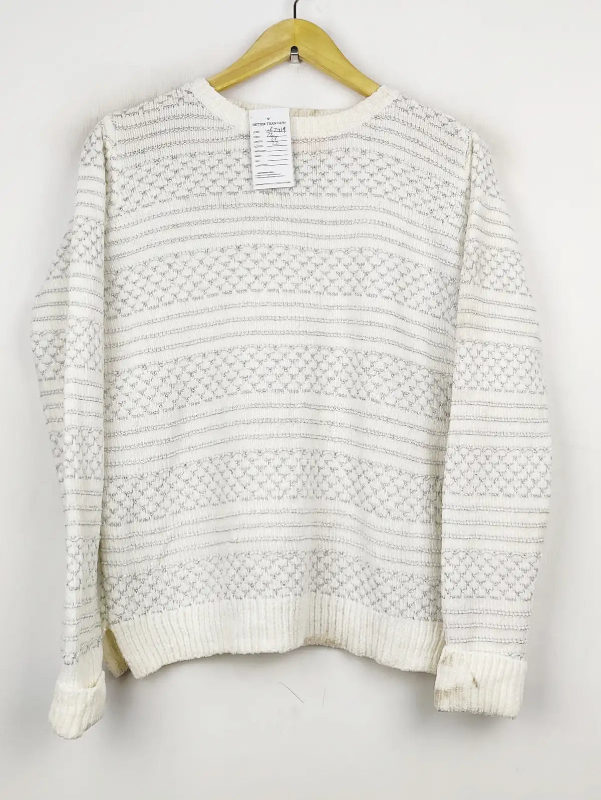 Buy online pre-used pre-loved 100% authentic & Original branded Unknown Brand (WT-7419) available in Pakistan. Top international brands avilable.