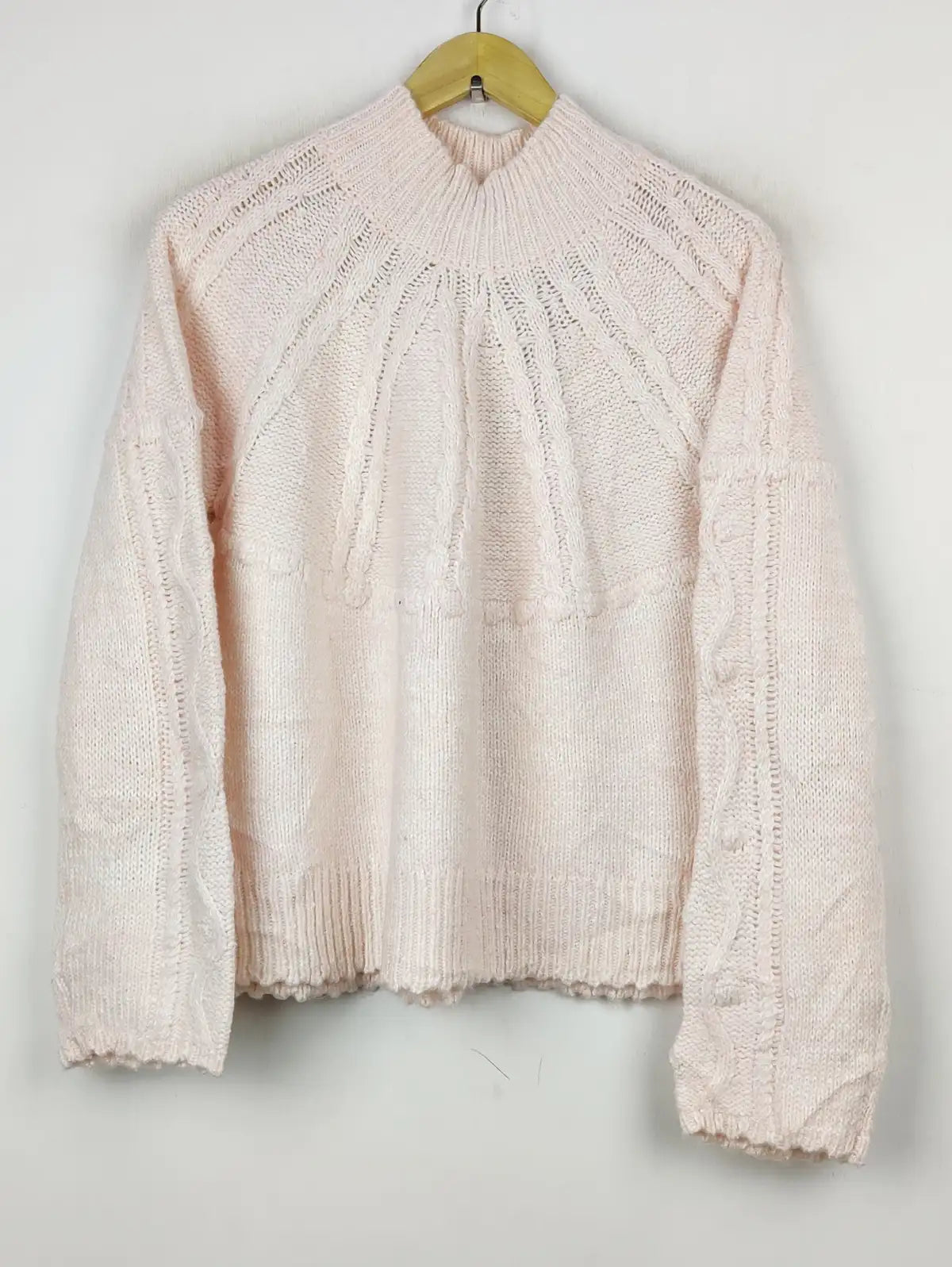 Buy online pre-used pre-loved 100% authentic & Original branded Gallery (WT-7685) available in Pakistan. Top international brands avilable.