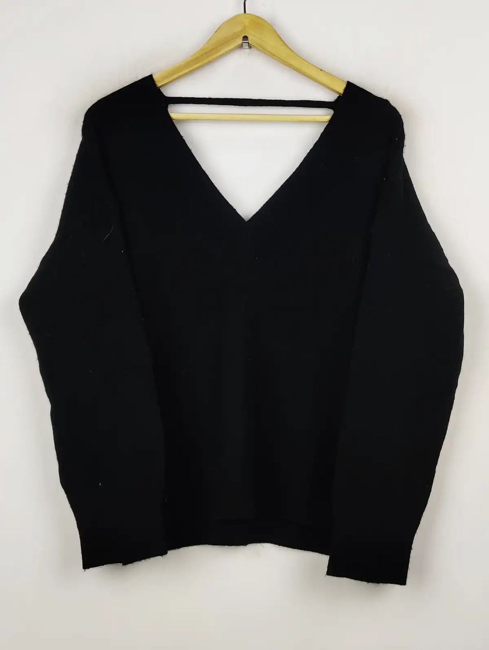 Buy online pre-used pre-loved 100% authentic & Original branded Dunnes Stores (WT-7702) available in Pakistan. Top international brands avilable.