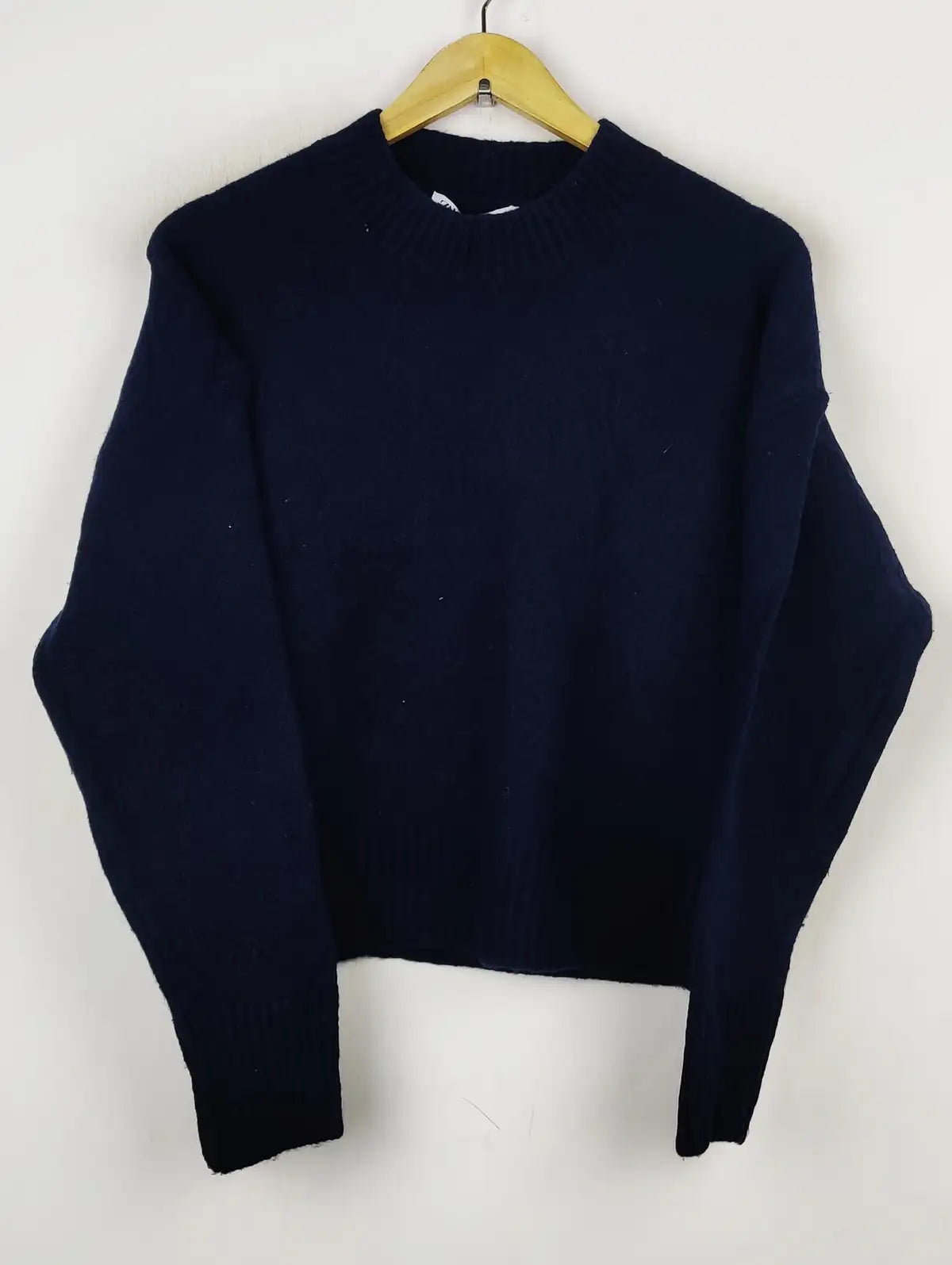 Buy online pre-used pre-loved 100% authentic & Original branded Zara (WT-7706) available in Pakistan. Top international brands avilable.