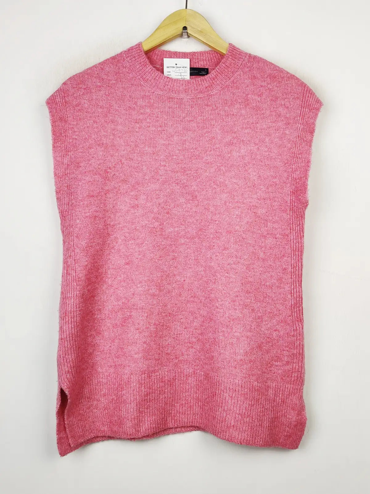 Buy online pre-used pre-loved 100% authentic & Original branded Marks & Spencer (WT-7736) available in Pakistan. Top international brands avilable.