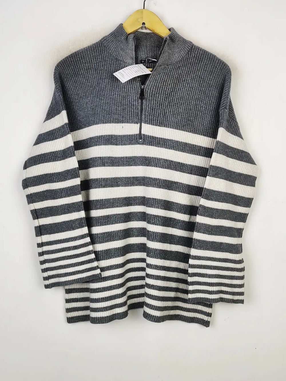 Buy online pre-used pre-loved 100% authentic & Original branded Dunnes Stores (WT-7836) available in Pakistan. Top international brands avilable.
