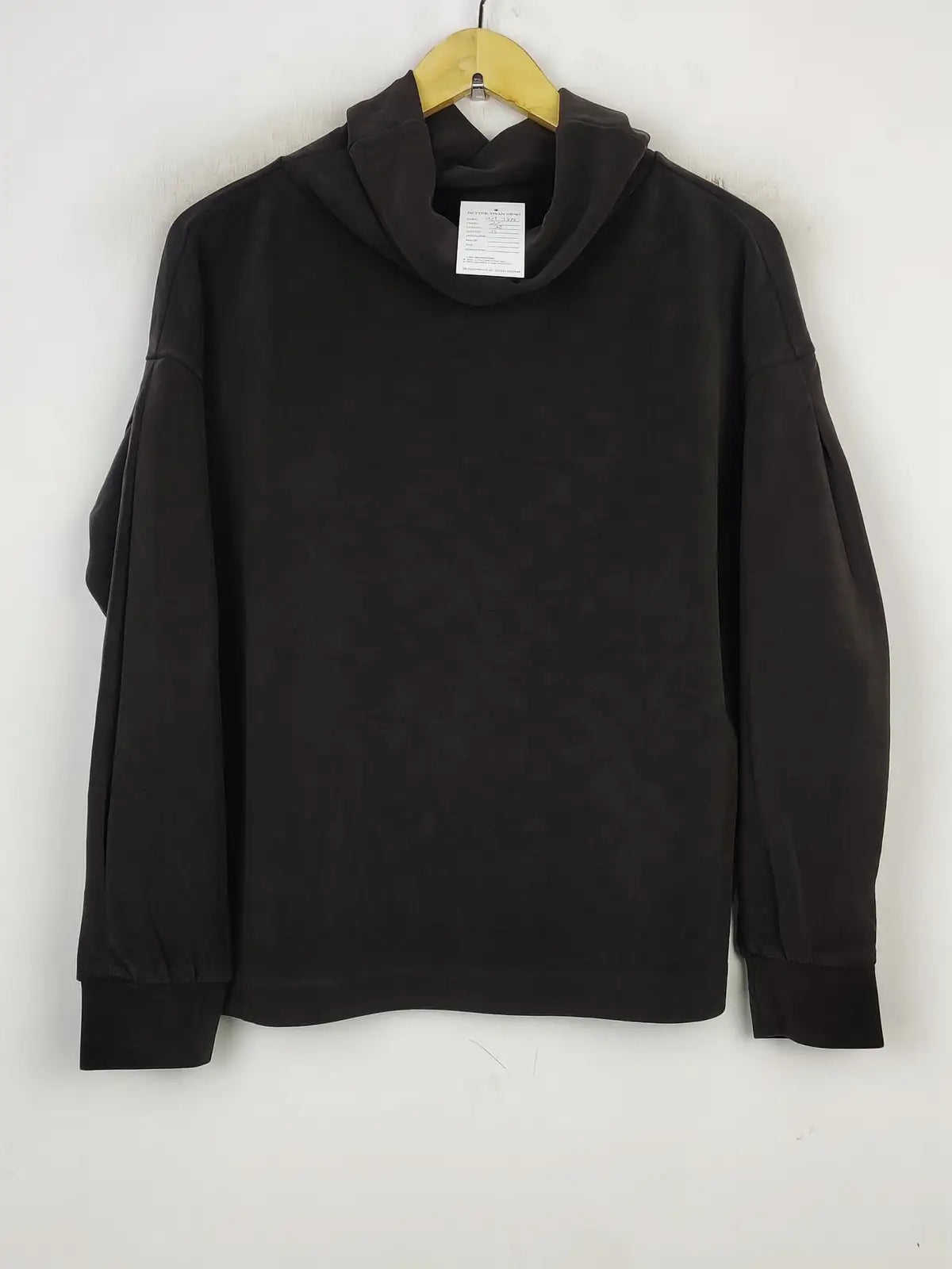 Buy online pre-used pre-loved 100% authentic & Original branded Opus (WT-7888) available in Pakistan. Top international brands avilable.