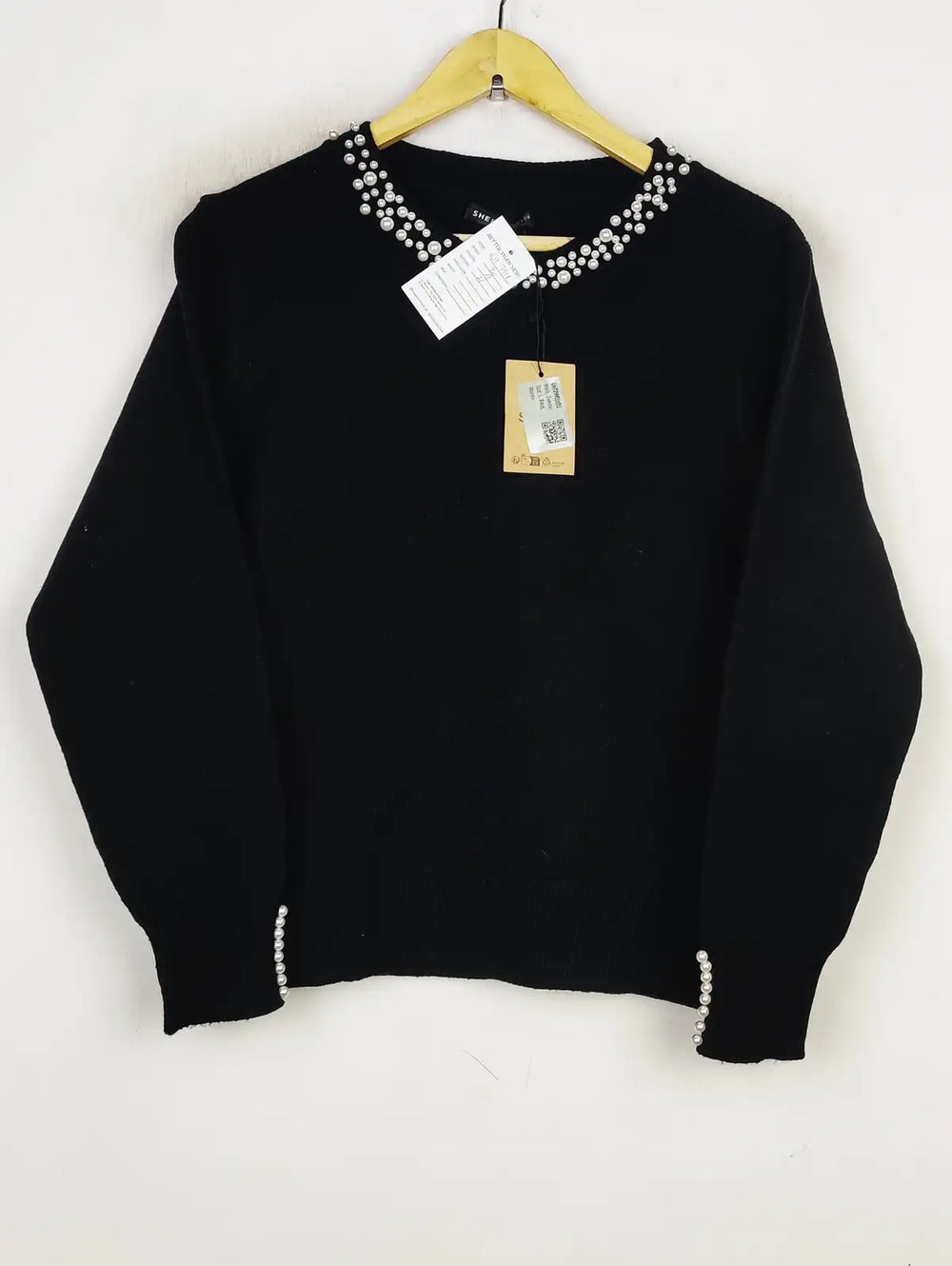 Buy online pre-used pre-loved 100% authentic & Original branded Shein (WT-7918) available in Pakistan. Top international brands avilable.